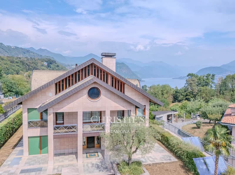 Ikonische Villa am Ortasee (2)