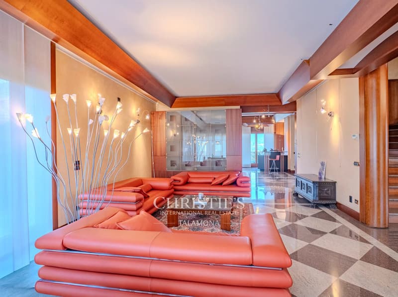 Ikonische Villa am Ortasee (10)