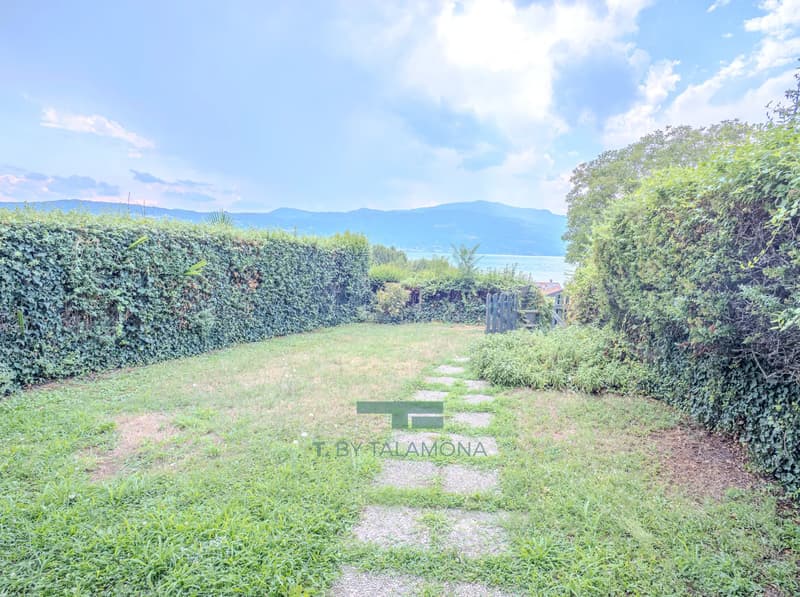 Dreizimmerwohnung mit Panoramablick auf den Lago Maggiore in Cerro di Laveno Mombello (2)
