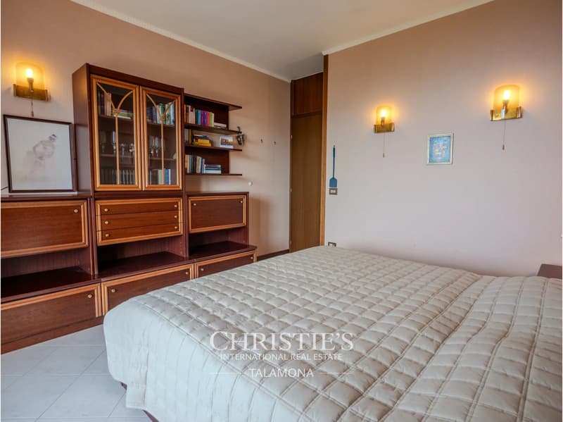 Appartement mit Seeblick und Pool in Dumenza (11)