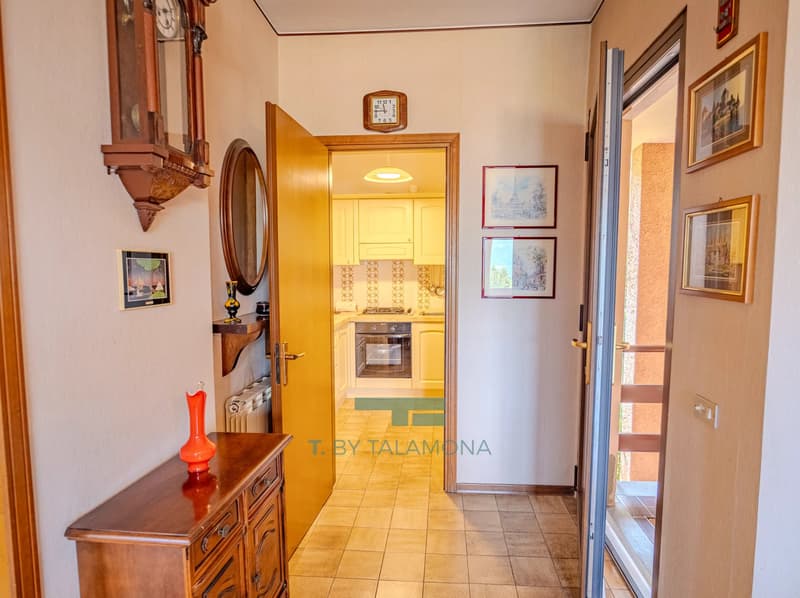 Panoramawohnung in einem Vierfamilienhaus ? Porto Valtravaglia, Ortsteil Musadino (11)