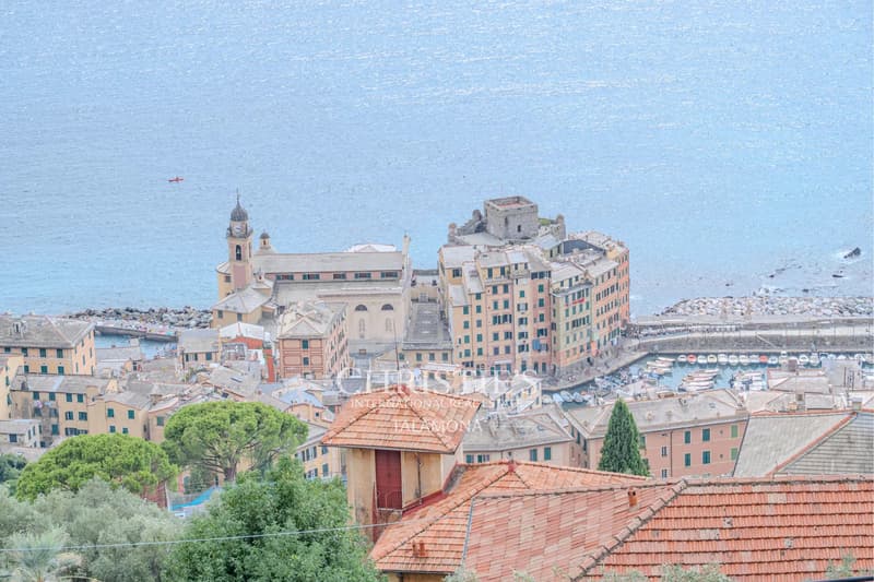 Elegante Eigentumswohnung mit Meerblick in Camogli (2)