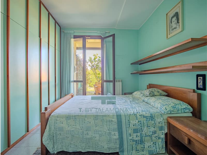 Wohnung mit privatem Garten und Wohnanlage mit Schwimmbad in Brezzo di Bedero (12)