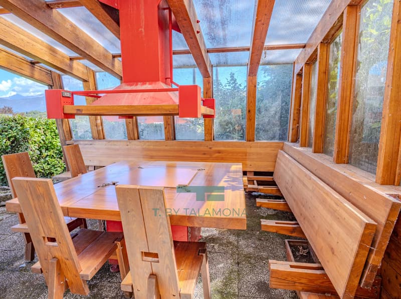 Wohnung mit privatem Garten und Wohnanlage mit Schwimmbad in Brezzo di Bedero (8)
