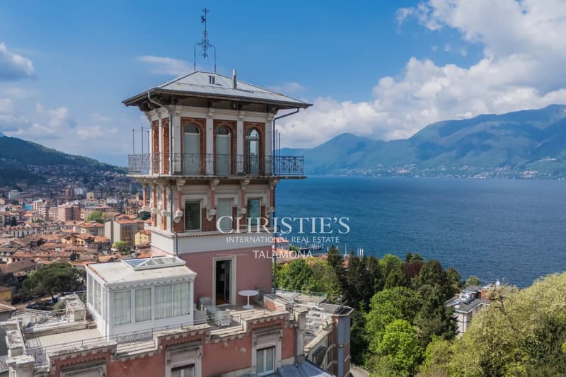 Villa Gilda ? Seeufervilla mit Pool am Lago Maggiore, Luino (9)