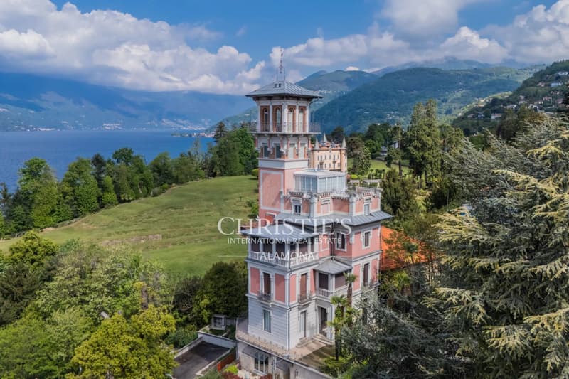 Villa Gilda ? Seeufervilla mit Pool am Lago Maggiore, Luino (10)