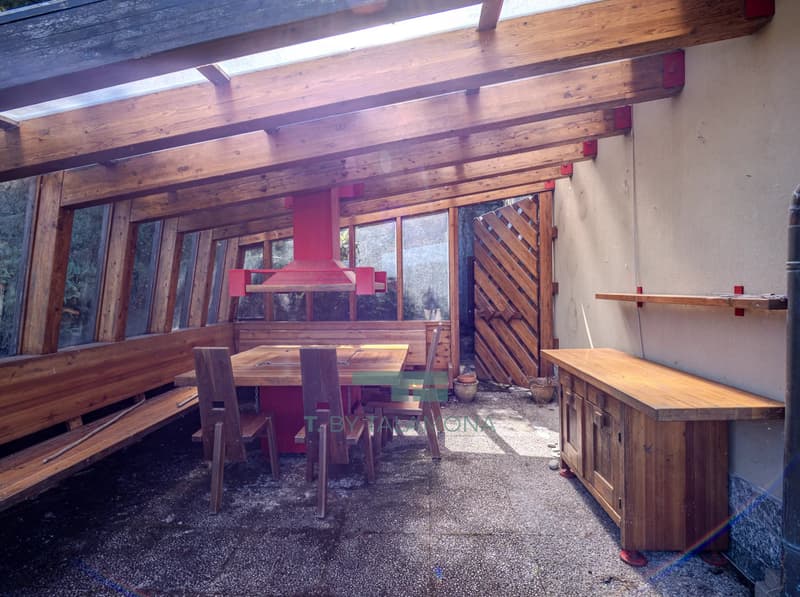 Wohnung mit privatem Garten und Wohnanlage mit Schwimmbad in Brezzo di Bedero (7)