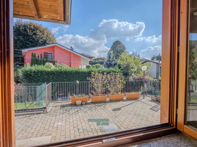 Wohnung mit Garten und Garage (10)
