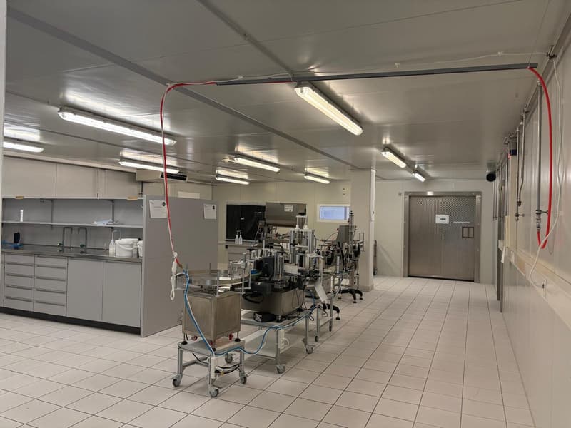 Frisch ans Werk in Reinach – ausgebaute 840 m² Laborfläche im Sternenhof (6)