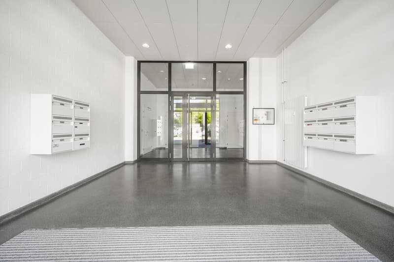 Diverse office spaces between 30 - 100 m² in the central USEGO area (11)