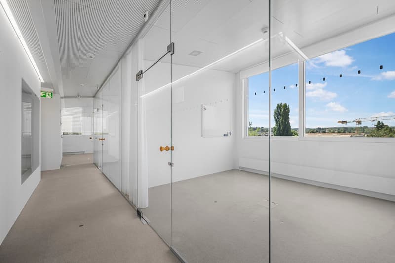 Il tuo nuovo ufficio con 300 m² – moderno, costruito e pronto per l'occupazione (3)