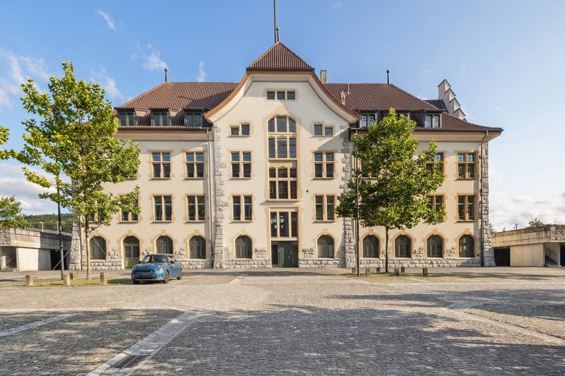 Office space for rent in a revitalized cultural property in Zuchwil (2)