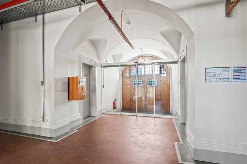 Office space for rent in a revitalized cultural property in Zuchwil (6)