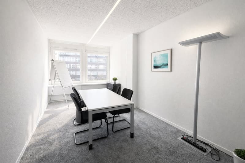 Spaziosa area ufficio di 306 m² a Zürich Altstetten – Plug & Play (2)