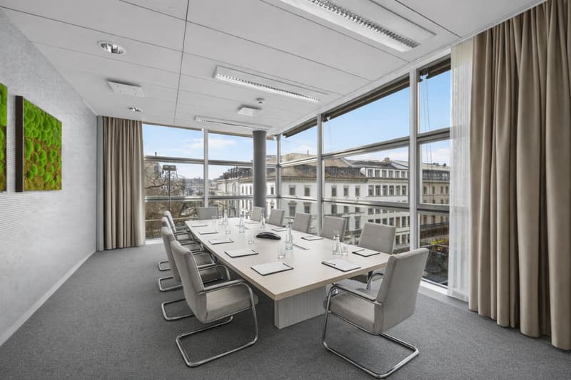 Ufficio di prima classe su Bahnhofstrasse a Zurigo (9)