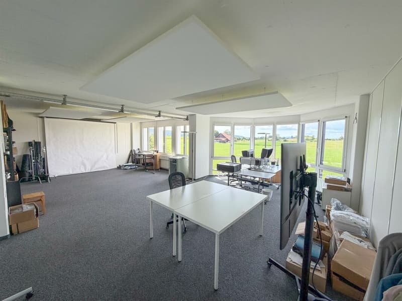 Attractive office space with 64m² on Sonnenbergstrasse 72/74 (2)