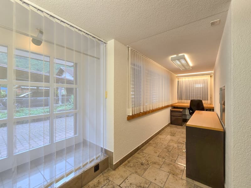 Commercial premises (9)
