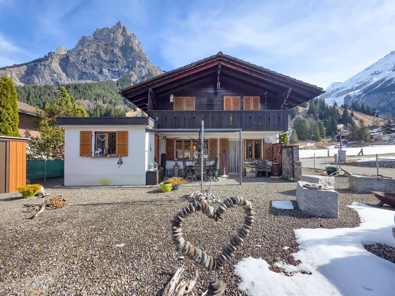 Charming 4-room chalet in a quiet location in Kandersteg (1)