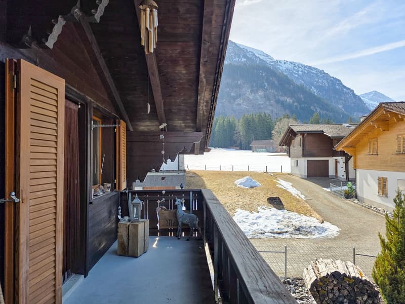 Charming 4-room chalet in a quiet location in Kandersteg (21)