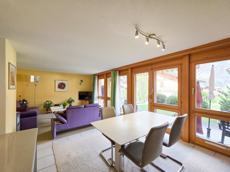 Attractive 3.5-room ground-floor apartment in a two-family house in Kandersteg (10)