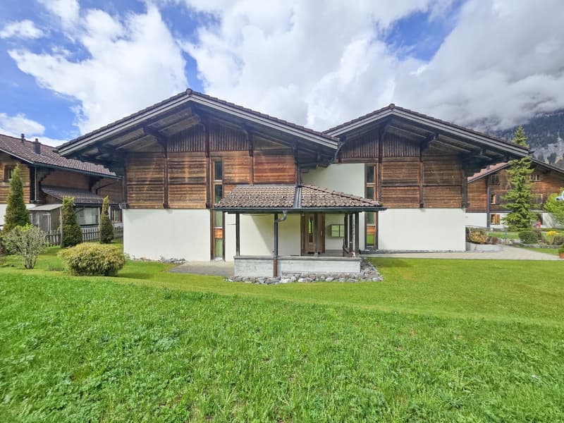 Attractive 3.5-room ground-floor apartment in a two-family house in Kandersteg (28)