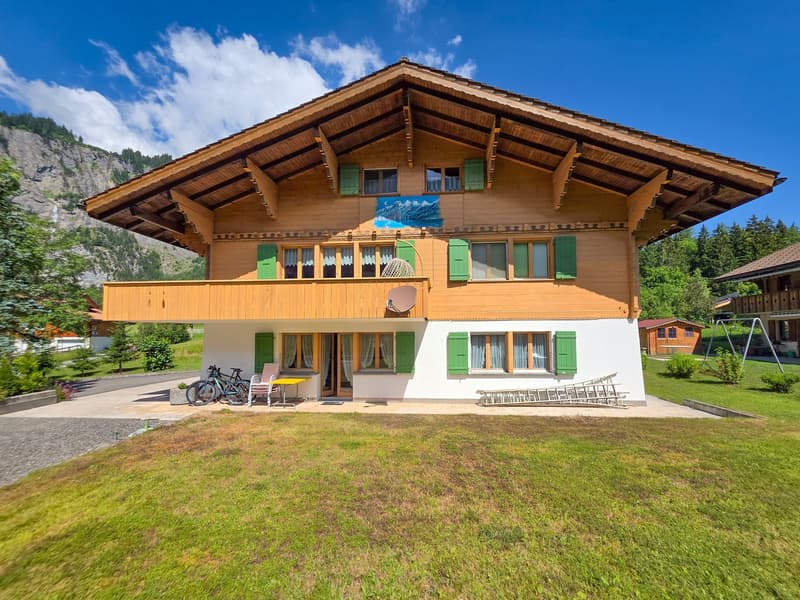 Casa a due famiglie (1)