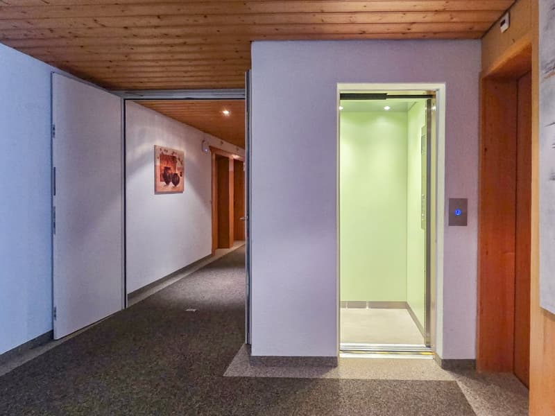 3.5 Zimmer Wohnung im DG (2)