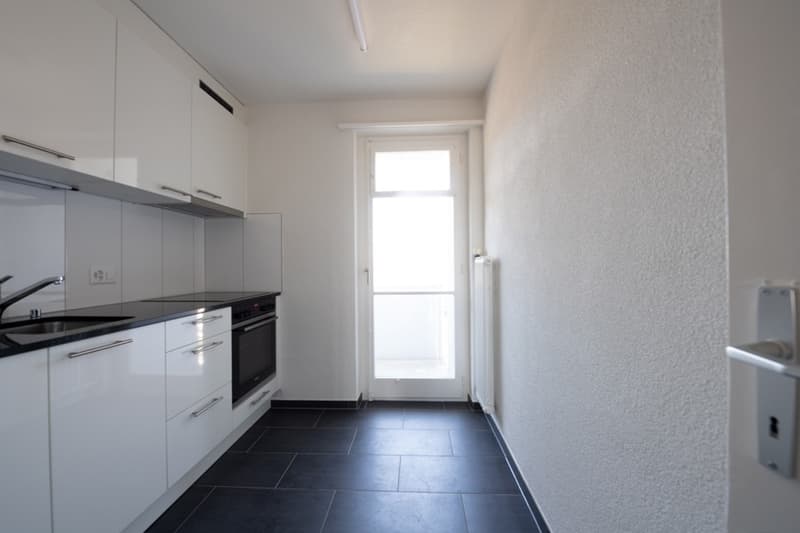 Appartamento di 4 locali in affitto a Spreitenbach (2)