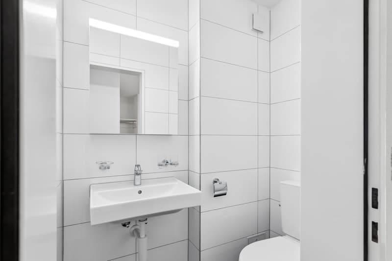 Separates Badezimmer