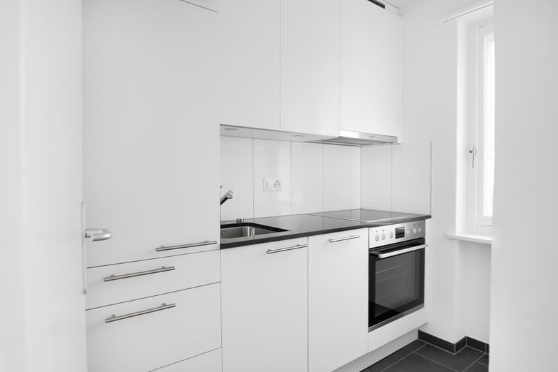 Totalsaniert 2- Zimmerwohnung in Spreitenbach zu vermieten! (2)