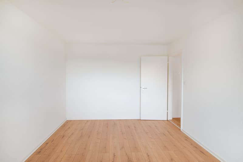 Totalsaniert 2- Zimmerwohnung in Spreitenbach zu vermieten! (6)