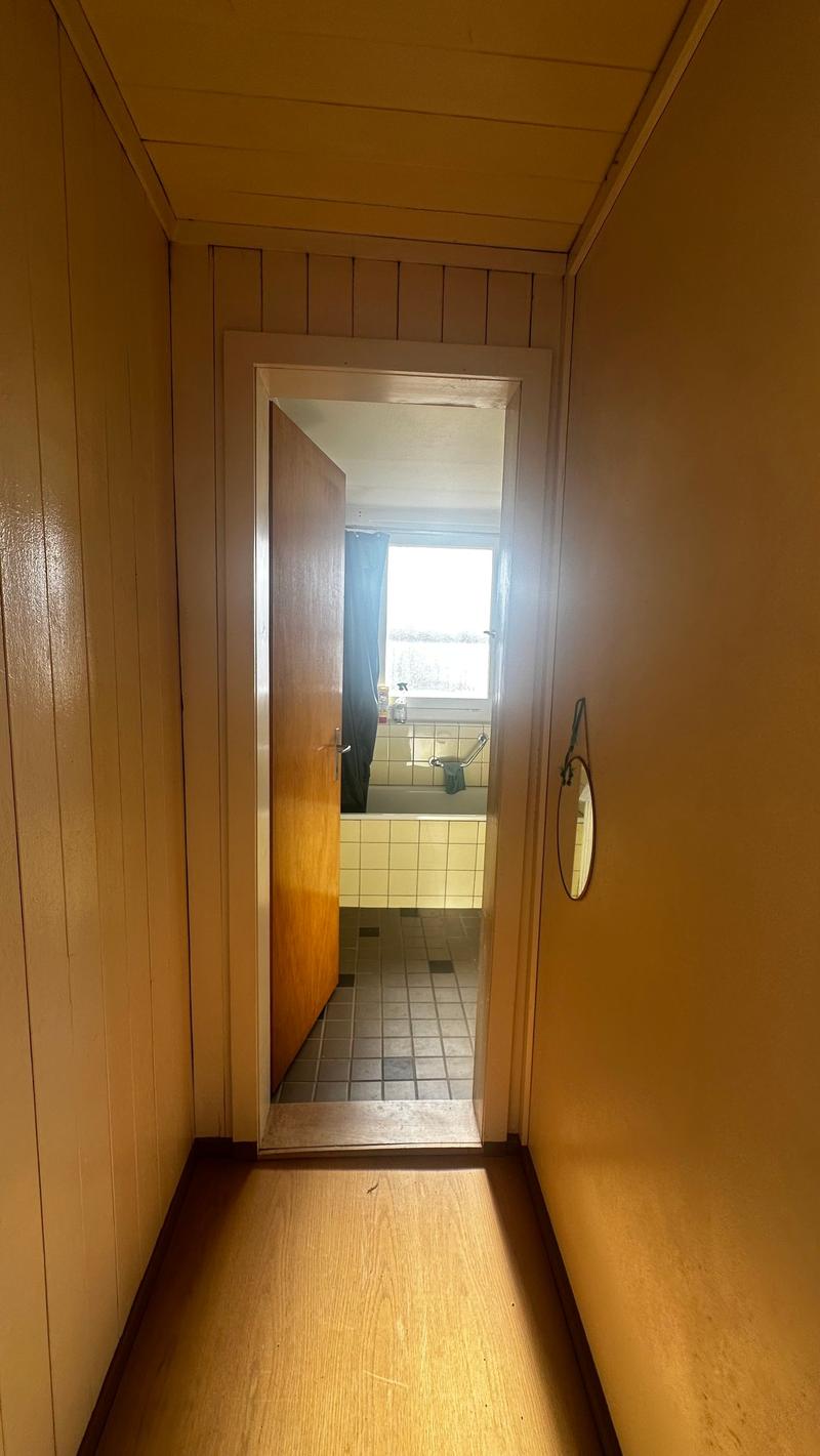 Exceptionally rural and quiet living (16)