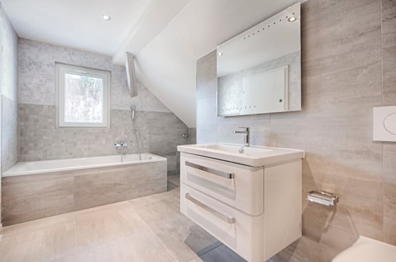 Bad / Badewanne