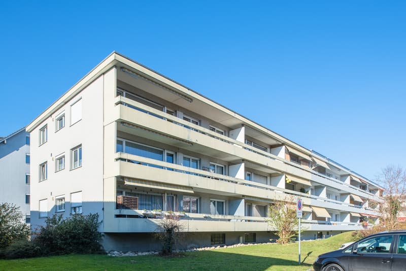 Gemütliche 2-Zimmer-Wohnung mit Balkon und schöner Aussicht (2)