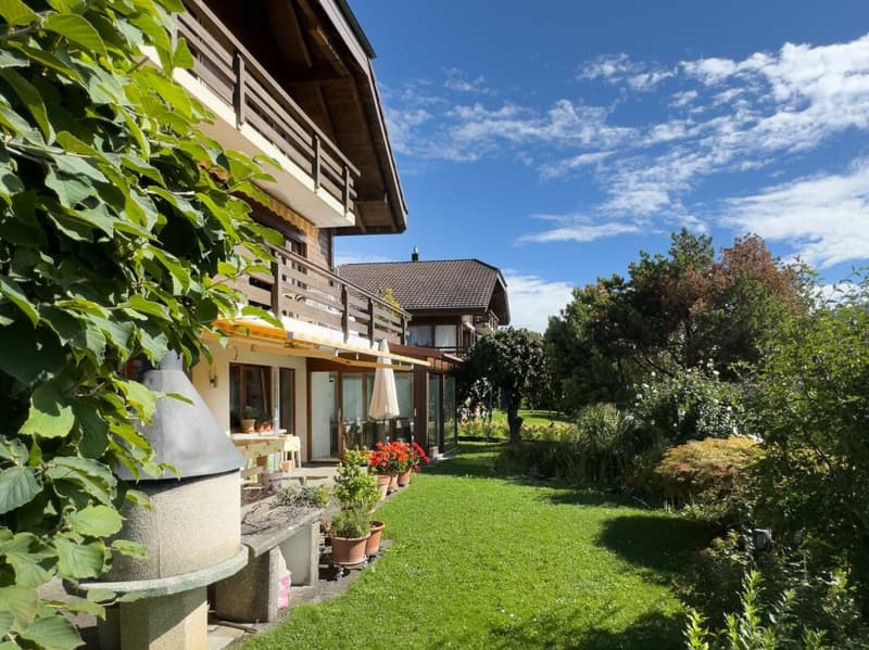 Ideally located between Thun and Bern - approximately 15 minutes to Thun, approximately 25 minutes to Bern. (19)