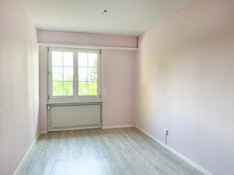 Detached 6-room single-family house in country house style with swimming pool and garage as well as 3-4 outdoor parking spaces (18)