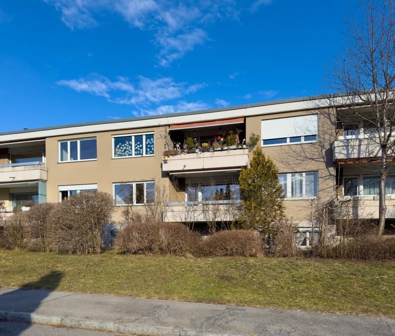 Sunny 3.5-room apartment 80 m² with balcony, 19 m² hobby room/studio and parking space (27)