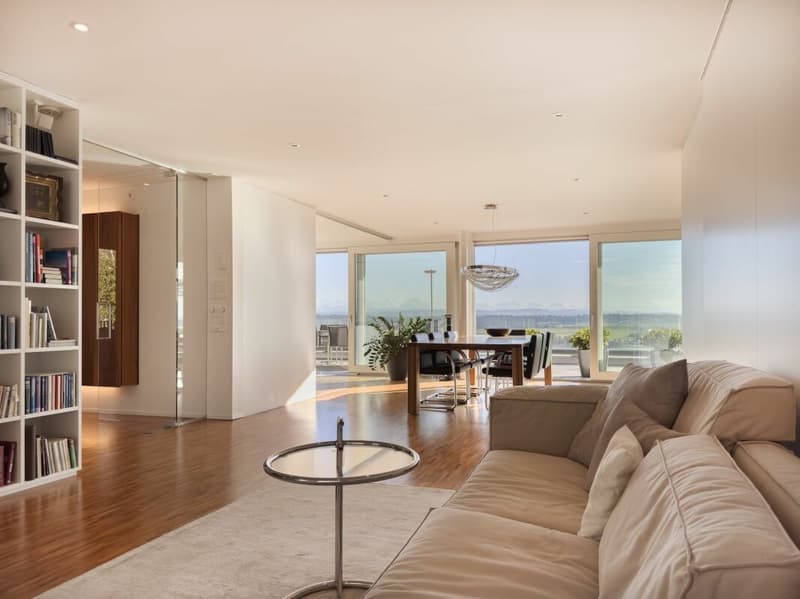 First-class 4.5-room attic apartment with 2-room annex and double garage in a spectacular location with a view (4)