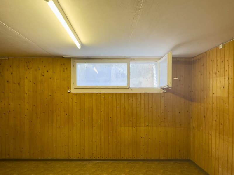 3.5-room row house, originally 4.5 rooms, with low-maintenance surroundings, single garage, and beautiful view location at the gate to the city of Thun (20)