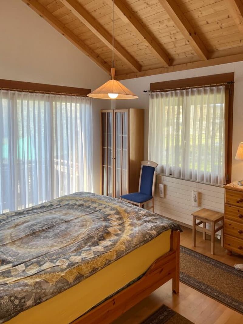 Casa semidetached di 4,5 locali in una meravigliosa zona residenziale a Burgdorf (11)