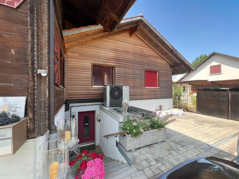 Casa semidetached di 4,5 locali in una meravigliosa zona residenziale a Burgdorf (16)
