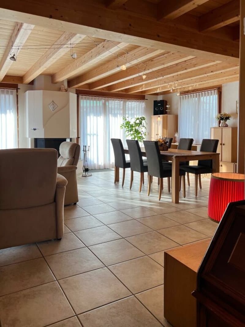 Casa semidetached di 4,5 locali in una meravigliosa zona residenziale a Burgdorf (7)