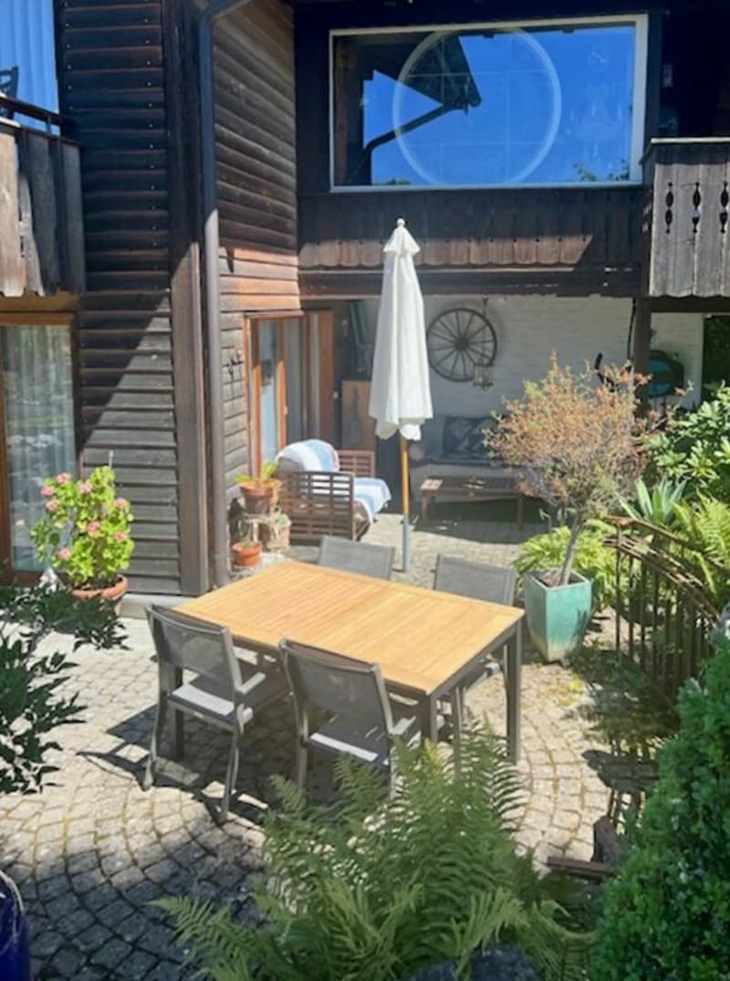 Casa semidetached di 4,5 locali in una meravigliosa zona residenziale a Burgdorf (18)