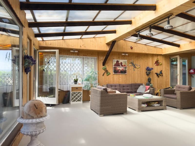 Detached 6.5-room single-family house with winter garden, workshop, and versatile outbuildings (13)