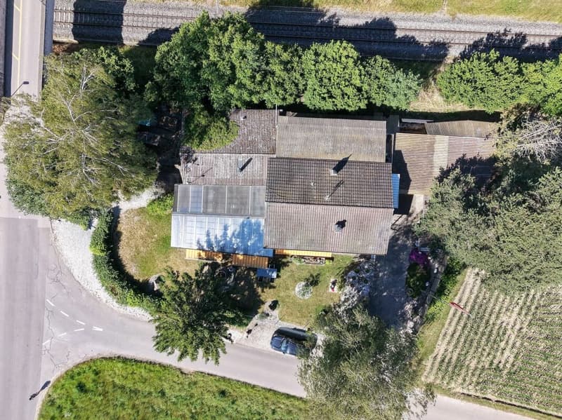 Detached 6.5-room single-family house with winter garden, workshop, and versatile outbuildings (25)
