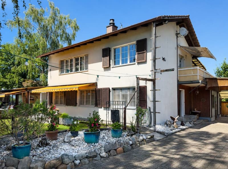 Detached 6.5-room single-family house with winter garden, workshop, and versatile outbuildings (2)