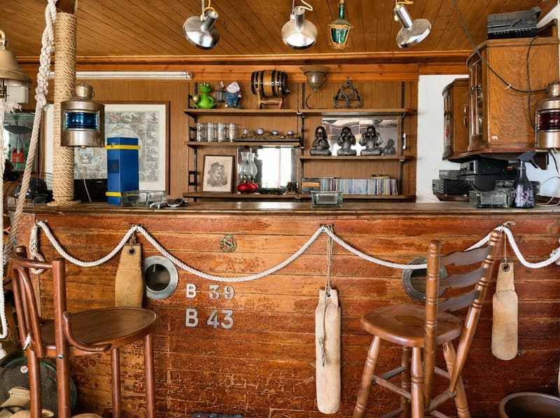 Detached 6.5-room single-family house with winter garden, workshop, and versatile outbuildings (16)