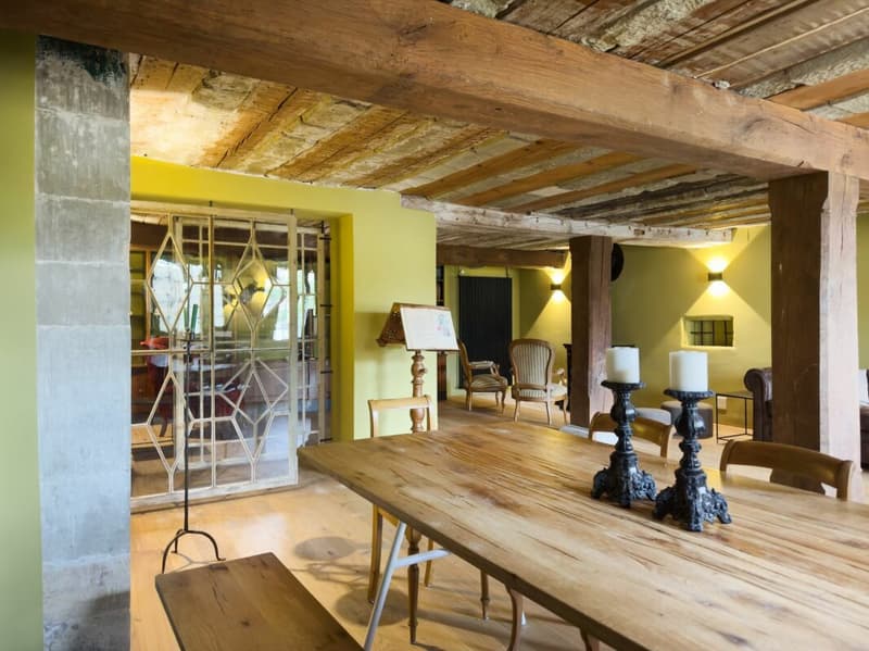 Modern ausgebaute 2.5-Zimmer-Duplexwohnung mit einzigartiger Wohnqualität, gemütlicher Loggia, Einstellhallenplatz und vielfältigen Annehmlichkeiten im Schlosspark (27)