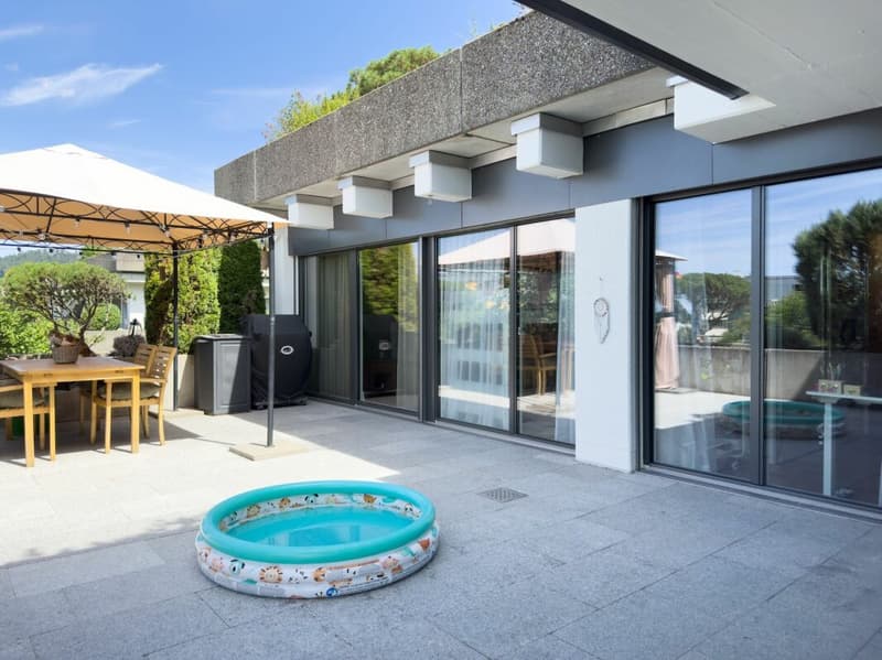 Von Grund auf erneuert, bis ins Detail hochwertig ausgebaut! Ein aussergewöhnliches Terrassenhaus mit über 112 m² Sonnenterrasse (6)