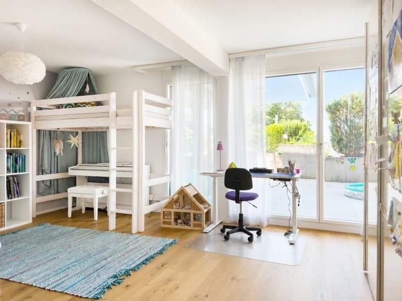 Von Grund auf erneuert, bis ins Detail hochwertig ausgebaut! Ein aussergewöhnliches Terrassenhaus mit über 112 m² Sonnenterrasse (10)